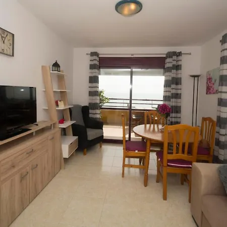 Zafiro 49a Apartment